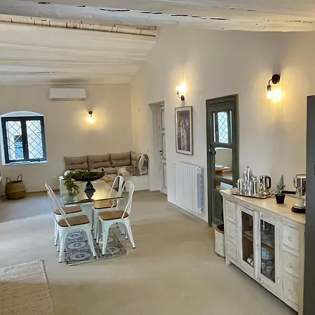 Gorgeous Entire Over Main Square Apartman Palermo
